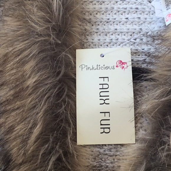 Pinklicious Faux Fur Collar Knit Sweater/Shrug S - Picture 9 of 10
